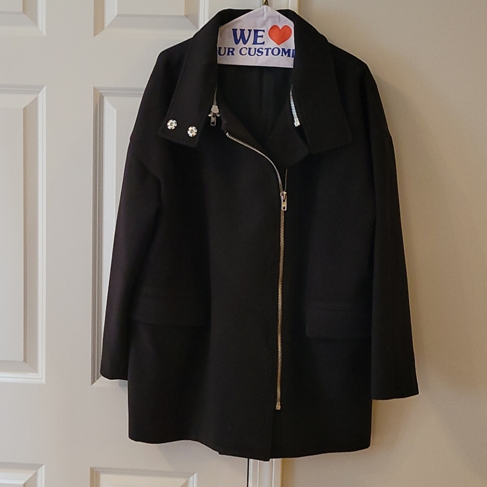 Jennifer Lopez coat